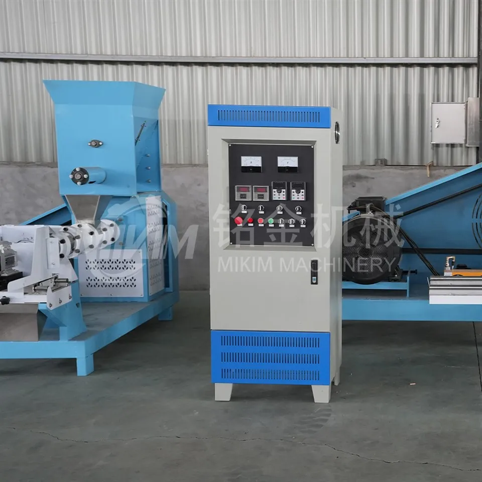 بثق الأعلاف الآلي للغاية