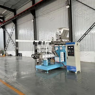 آلة بثق طعام الأسماك العائمة